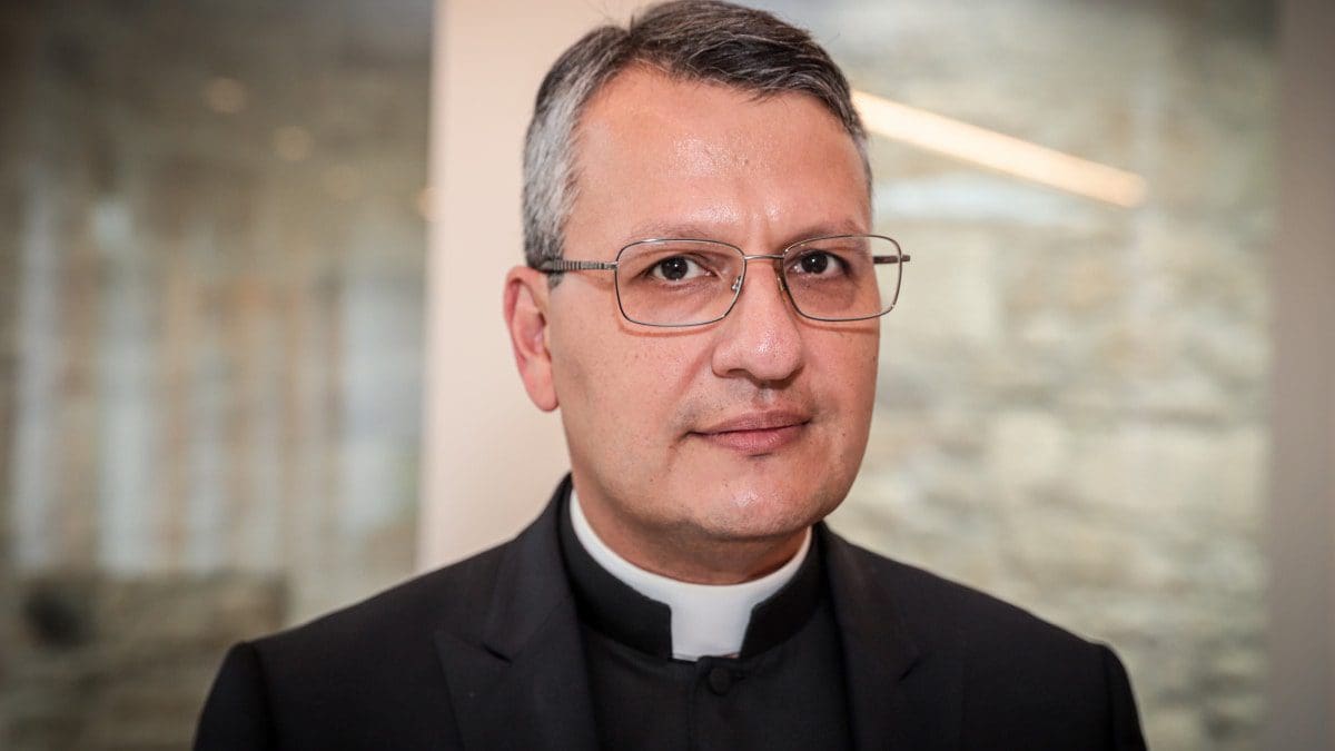 A Catholic Response to the Western World’s Willful Lack of Knowledge on Islam – Interview with Father Mario Portella 