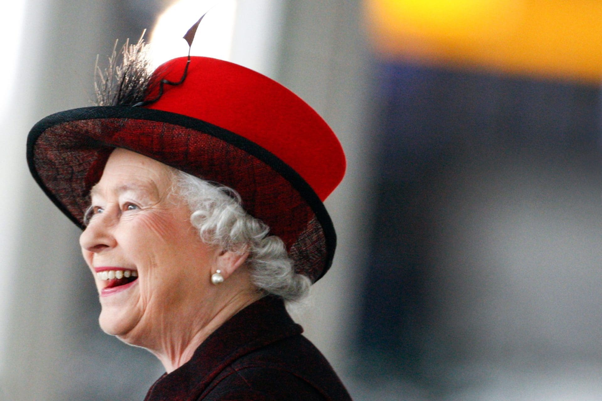 London,,England,-,March,14,,2008:,Her,Royal,Highness,Queen