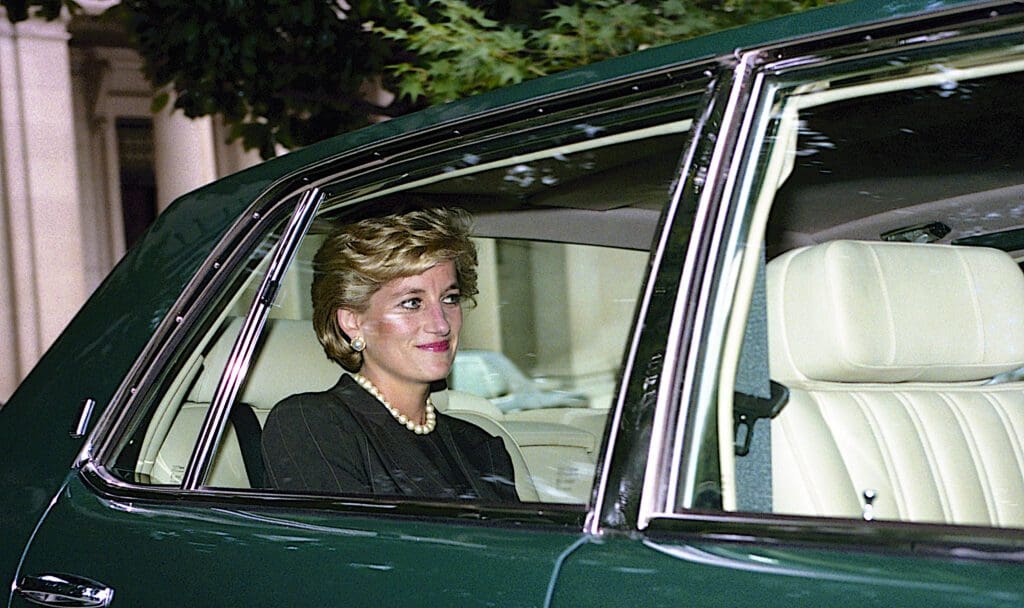 A Tragic Night 25 Years Ago: Remembering Princess Diana