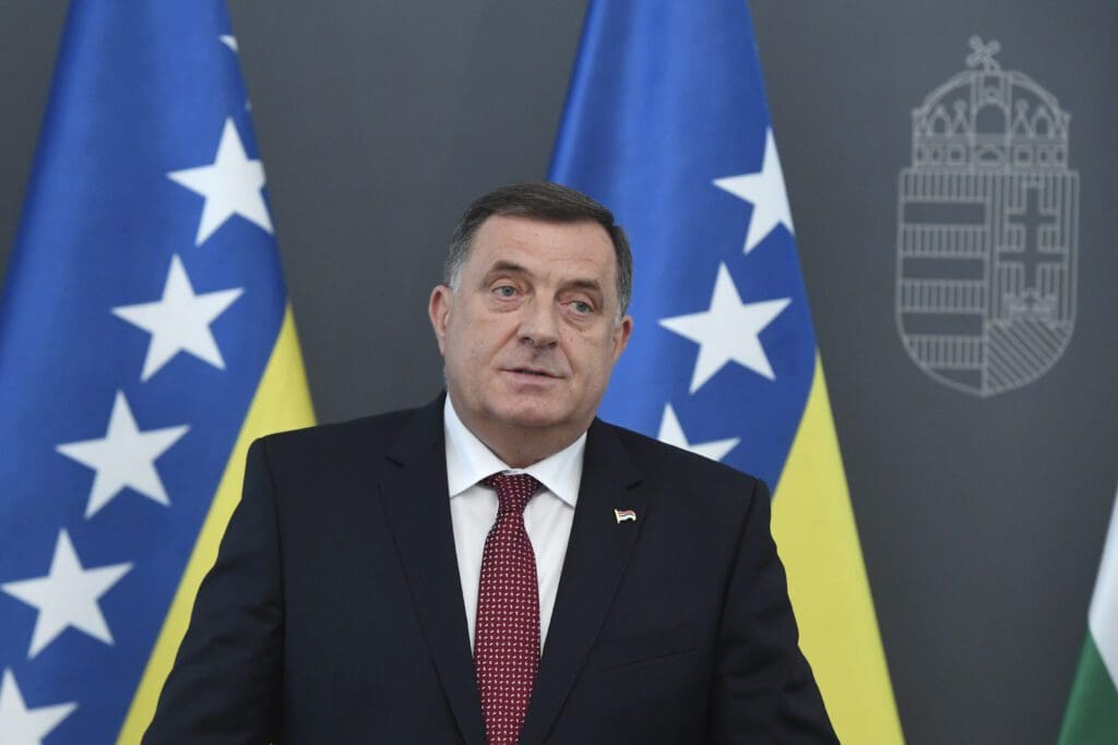 Dodik Has a Significant Edge Over Trivić