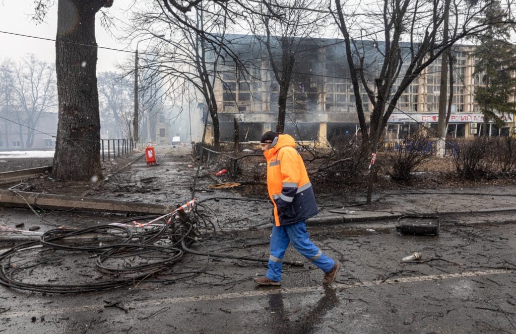 Fight for the Switch: Putin Would Destroy Ukraine by Bombing Its Power Network