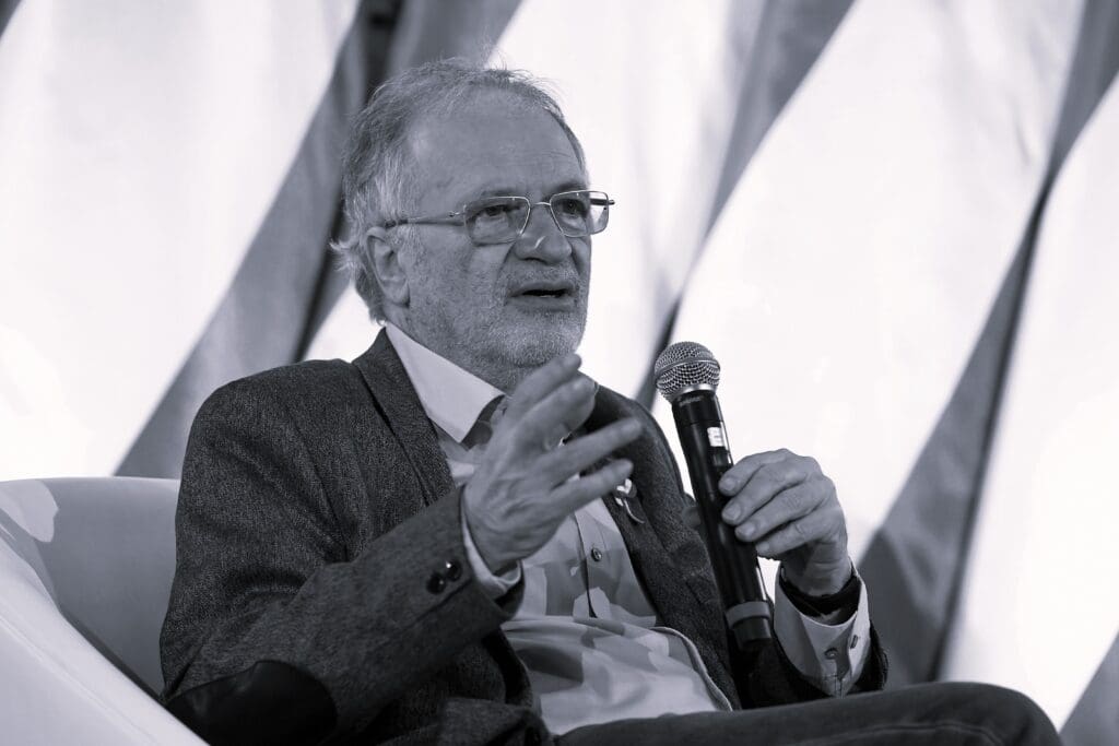 In Memoriam András Gerő