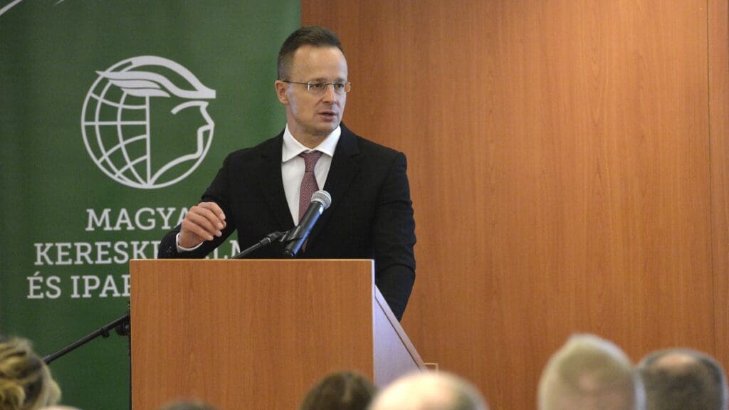 Szijjártó: Hungarian Automotive Industry is an Economic Life Insurance