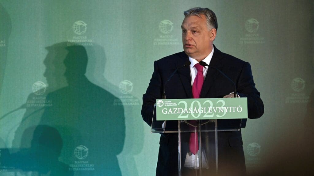 Orbán Outlines Key Policies and Vision on the Economy at Hungarian Chamber of Commerce Event