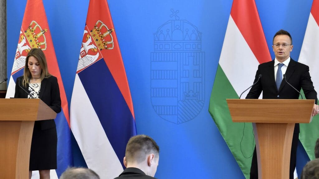 Hungary and Serbia Prepare to Build New Oil Pipeline