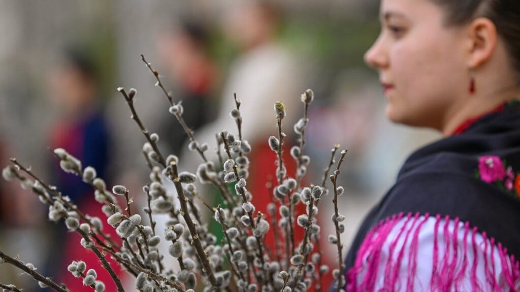 The Rich Hungarian Folk Traditions of the Holy Week