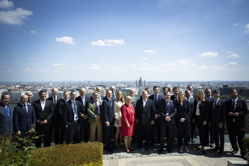 Viktor Orbán Hosts Working Lunch for European CPAC Participants