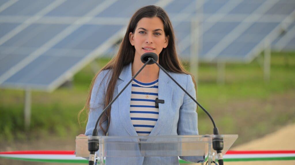 Government spokesperson Alexandra Szentkirályi speaking at the inauguration of the new MVM solar plant in Szeged.