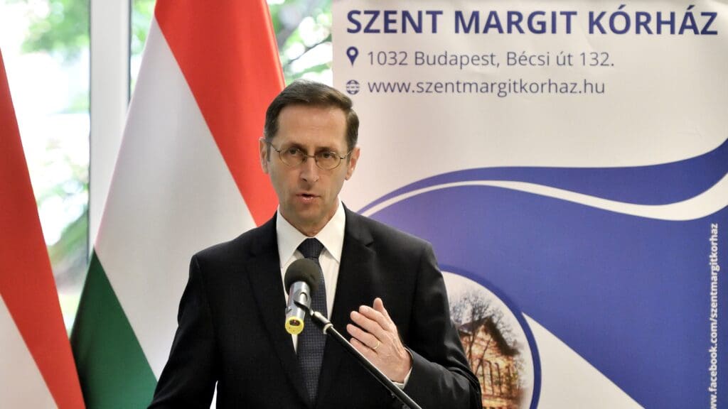 Hungarian Government Committed to the Further Development of Healthcare