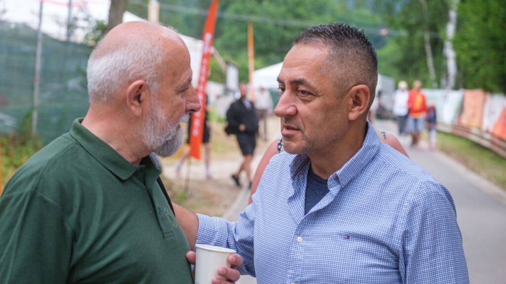 Árpád János Potápi (R) with Botond Burus-Siklódi, president of the Alliance of Hungarian Educators in Romania RMPSZ.