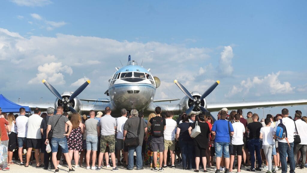 Night of the Airport in Budapest: Showcases and Programmes for All