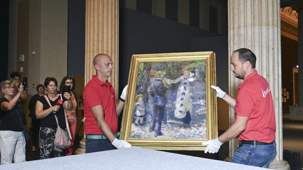 Fine Arts Museum Prepares for Large-Scale Renoir Exhibition