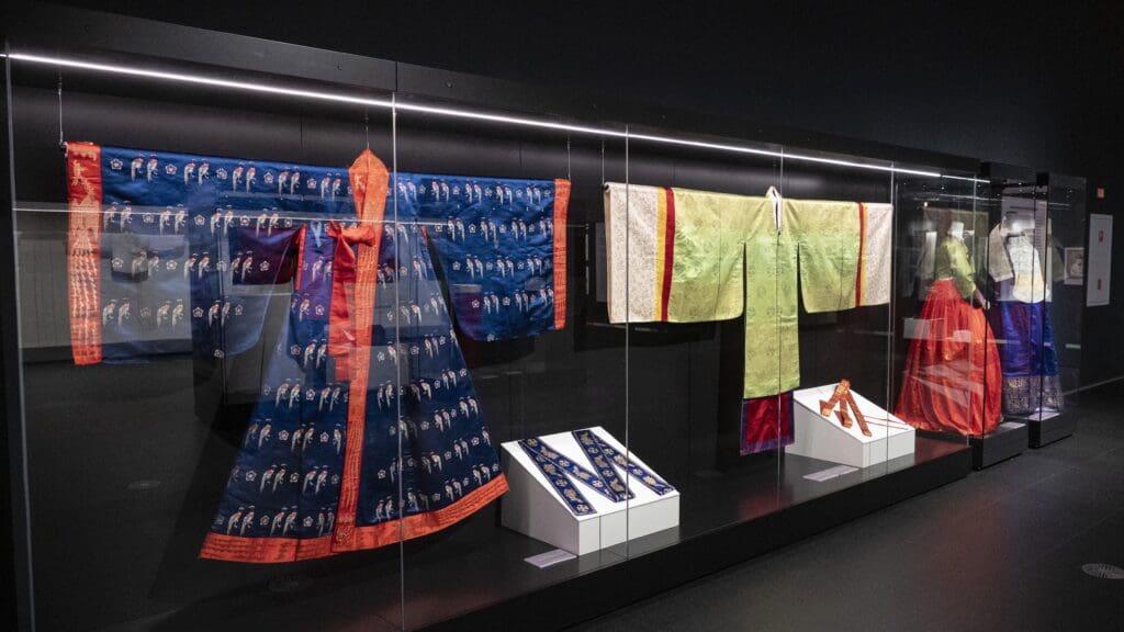 From Seoul to Budapest: Ethnography Museum Exhibition Showcases Korean Attire and Home Culture