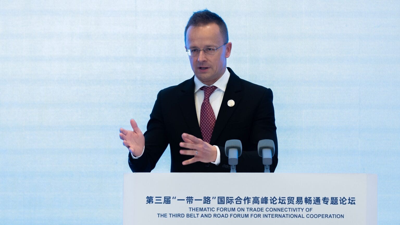 Szijjártó: Attempts to Sever Ties Between Eastern and Western Economies Are Risky