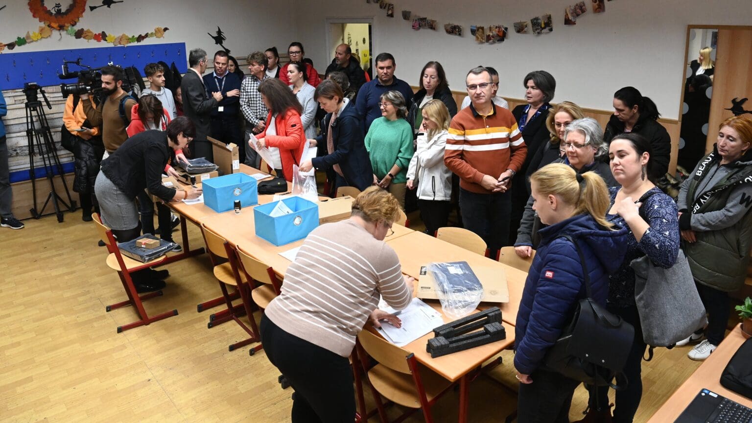 Empowering Education: 140,000 Laptops Provided for Students Across Hungary