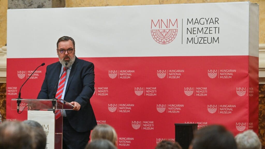 Director General of Hungarian National Museum Dismissed for Failing to Comply with Legal Obligations