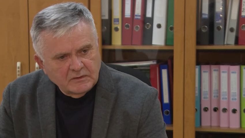 Ethnic Hungarian Head Teacher Reinstated in Ukrainian School