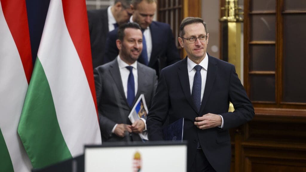 Hungarian Government Maintains Budget Stability Amidst Global Challenges