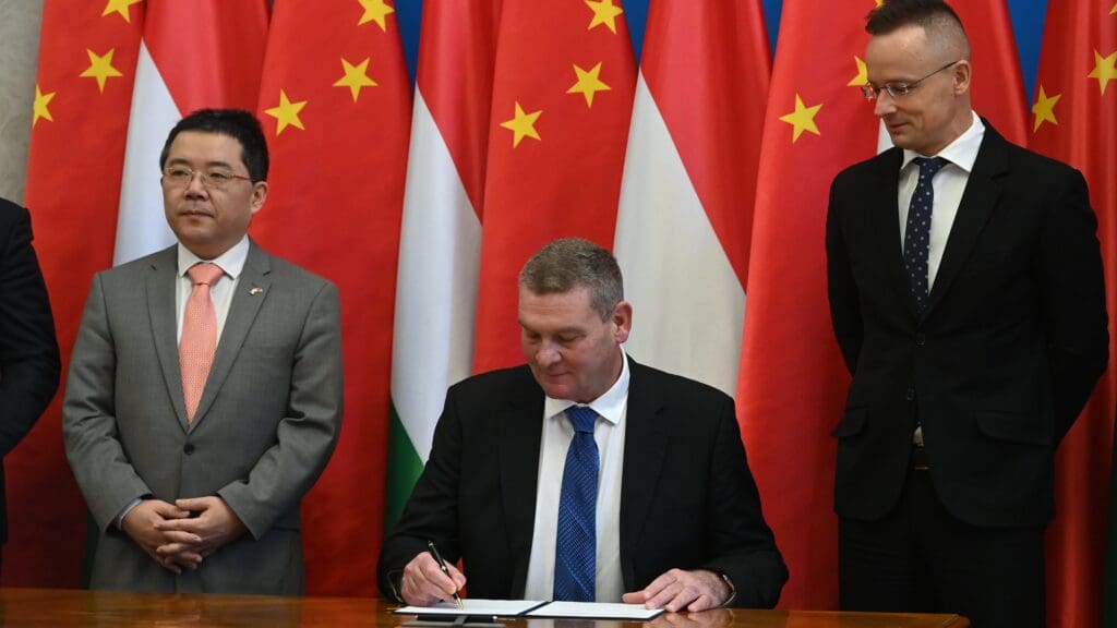 Preliminary Sales Agreement for the Szeged BYD Car Plant Signed