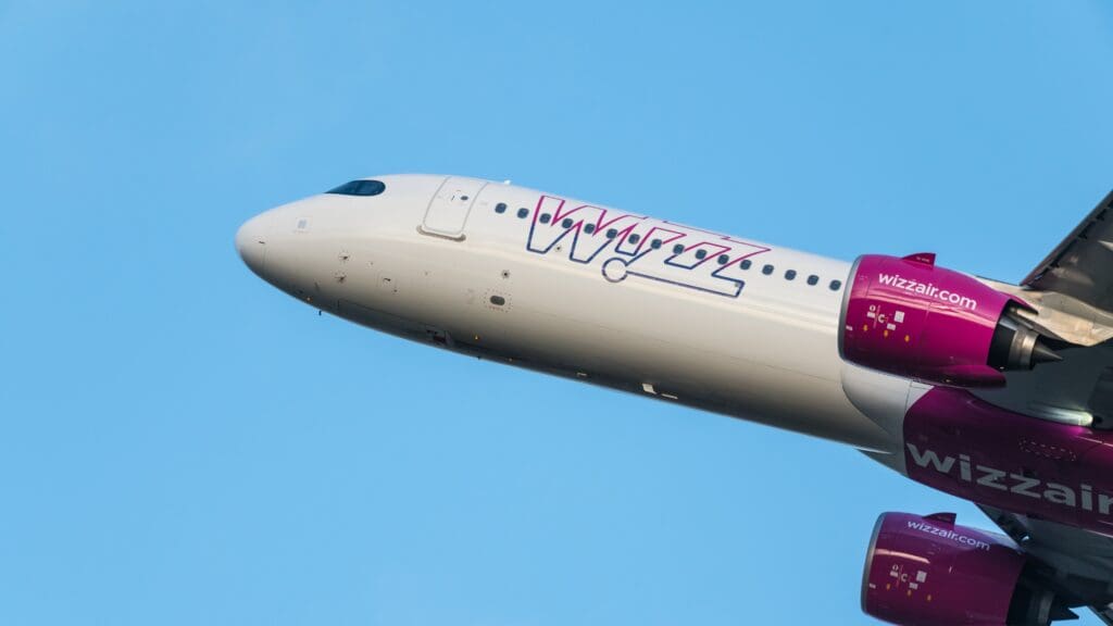 Wizz Air Introduces Environmentally Friendly Airbus A321neo to London–Luton Base