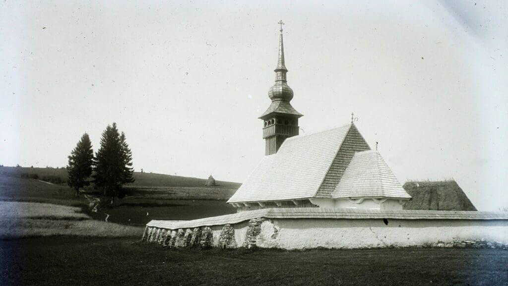 Transylvanian fortified church, 1913