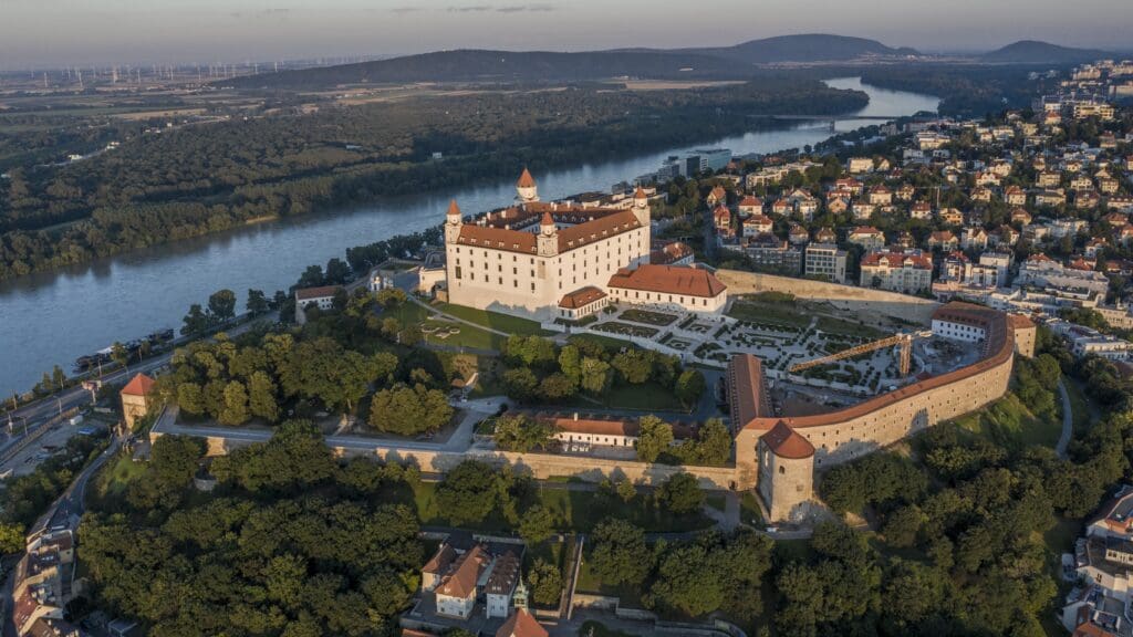 Aerial photo of the Pozsony (Bratislava) Castle