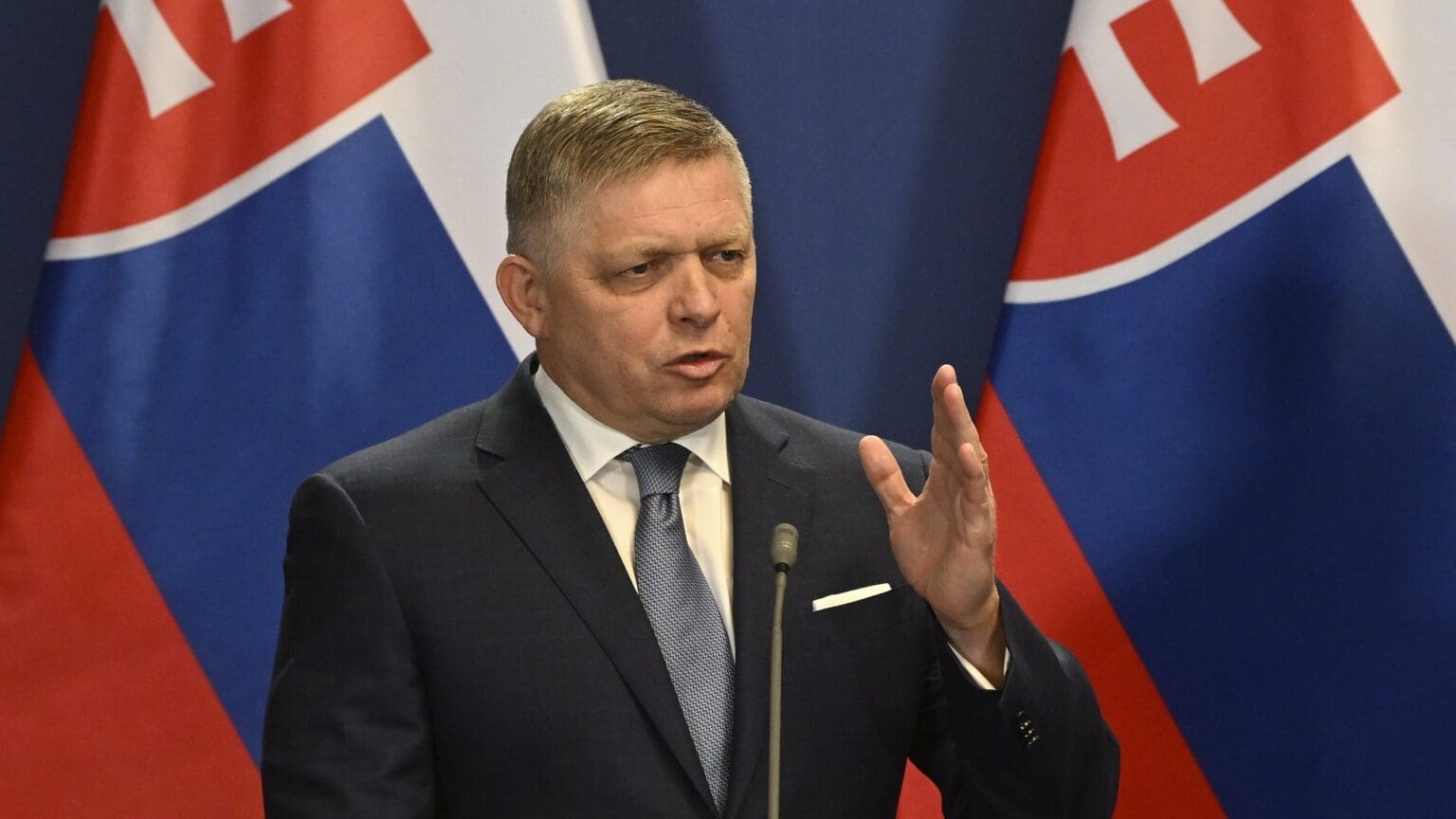 Fico’s Small Intestine Shot Through Five Times — Previously Undisclosed Details About the Assassination Attempt Against the Slovak PM Revealed
