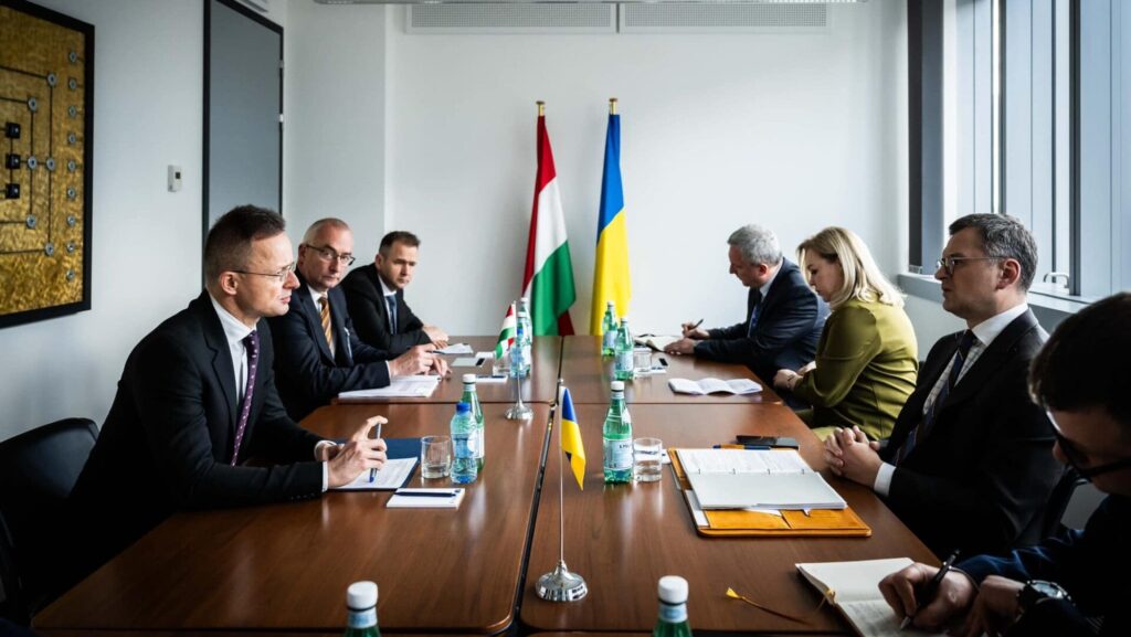 Hungary, Ukraine to Take Steps to Restore Mutual Trust