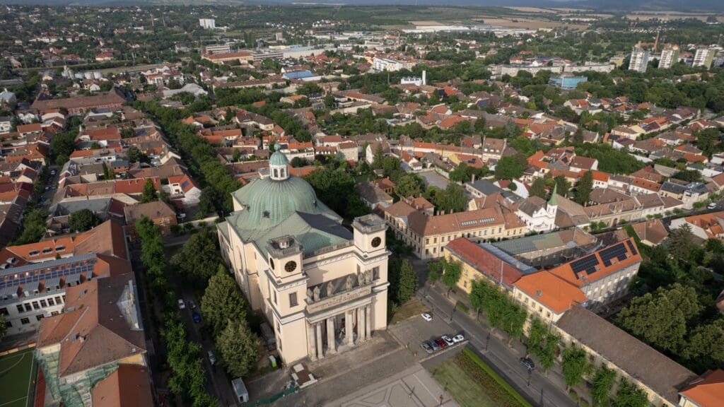 Areal shot of downtown Vác with the Our Lady of the Assumption Cathedral of Vác in 2023.