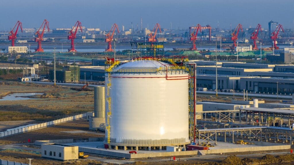 Hungary Could Veto EU Sanctions on Russian LNG