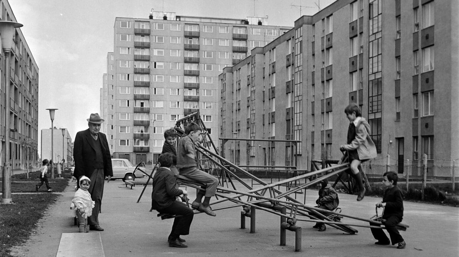 The Era of Socialist Realism and Industrialized Prefabrication in Hungarian Architecture