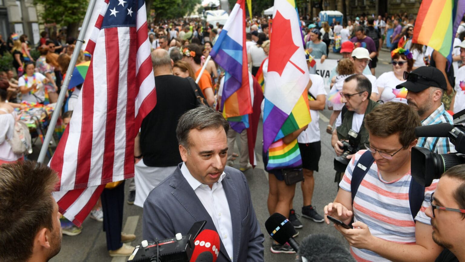 US Ambassador Criticizes PM Orbán Yet Again, This Time Over Donald Trump