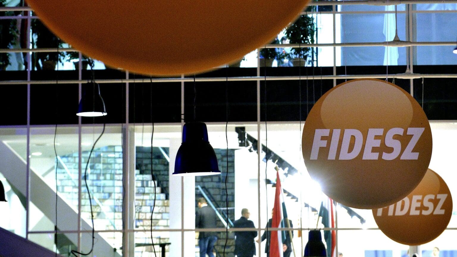Fidesz-KDNP Outpaces Opposition in New Survey by Real-PR 93