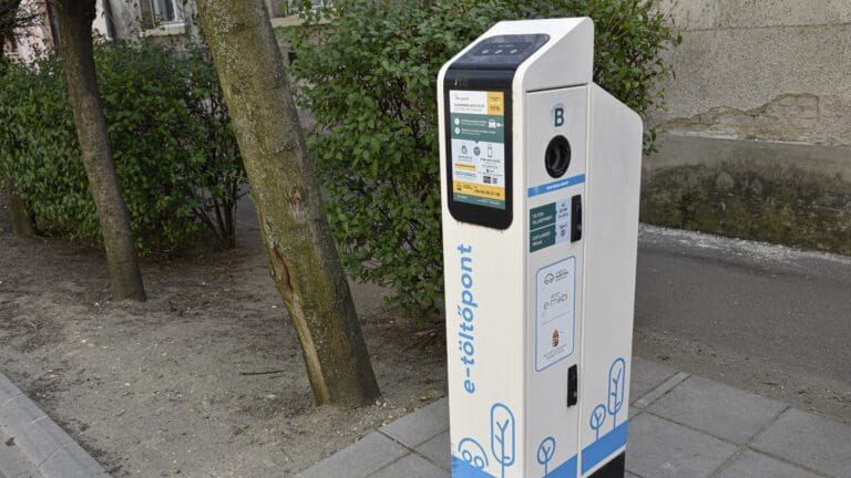 First 600 kW Charging Station in Törökbálint Inaugurated by MVM Mobiliti