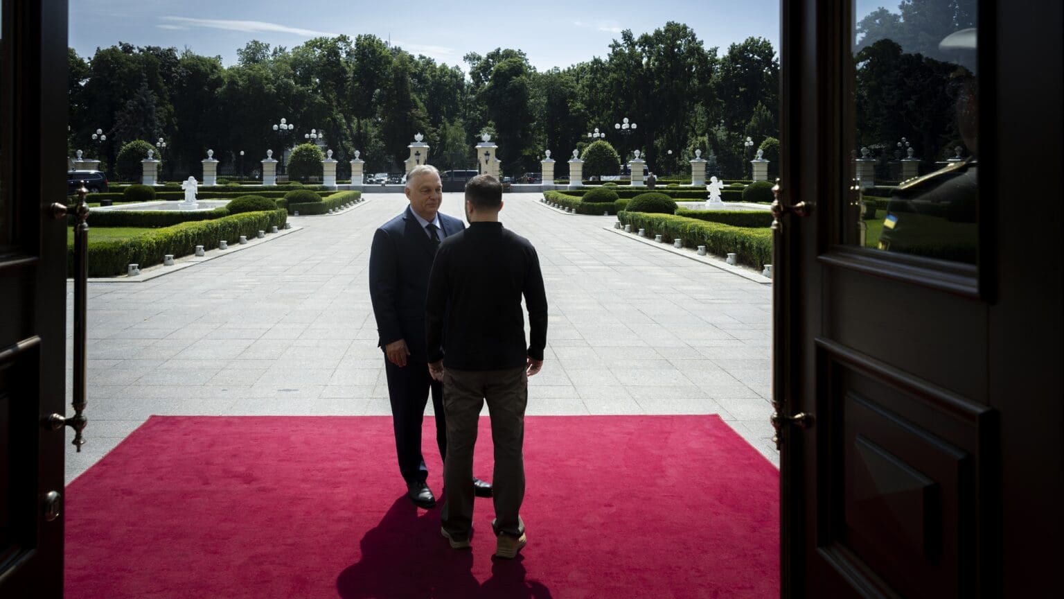 Hungarian Aspirations to Mediate in the War and the Changing Relationship between Hungary and Ukraine