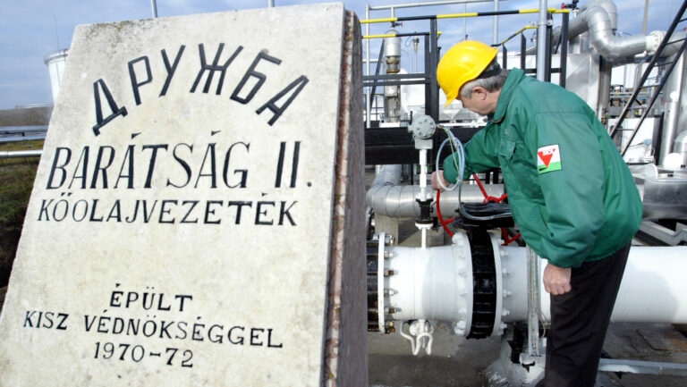 Ukraine to Shut Down Druzhba Oil Pipeline in January?