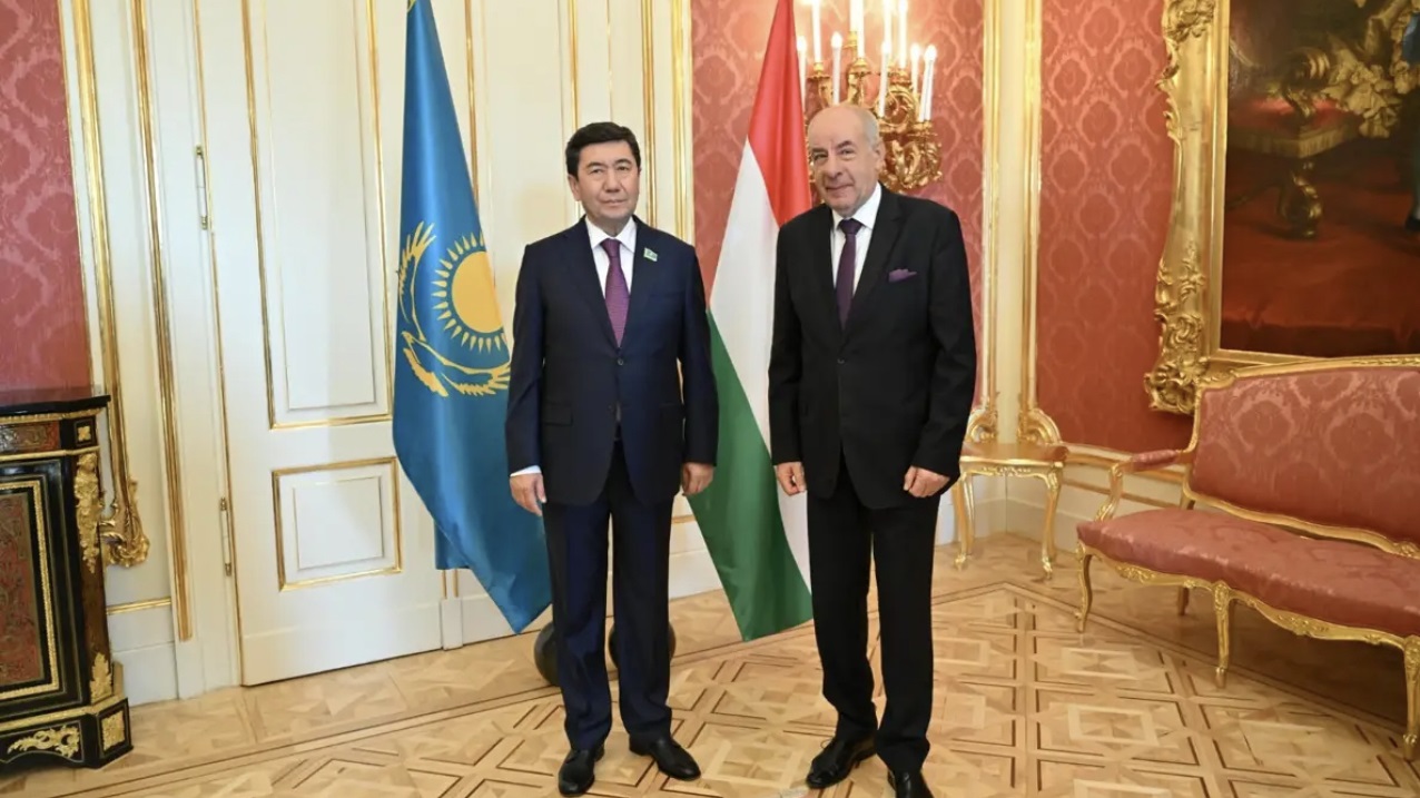 Kazakh House Speaker Visits Budapest on Diplomatic Mission