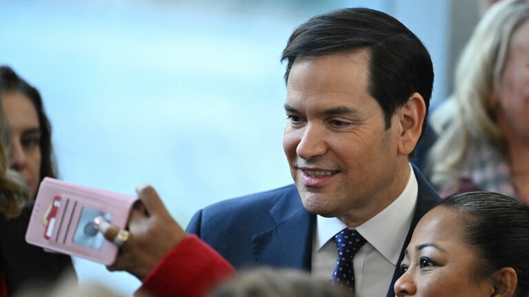 Hungary Lifts Veto on EU Russia Sanctions at Urging by Rubio