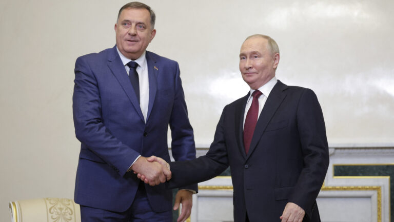 Milorad Dodik Allegedly in Moscow to Meet Putin Despite Interpol Warrant