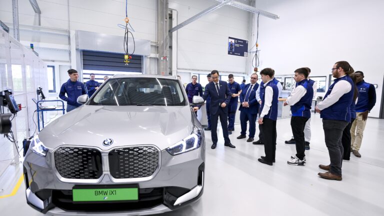 BMW Launches TalentFactory Training Programme at Debrecen Plant