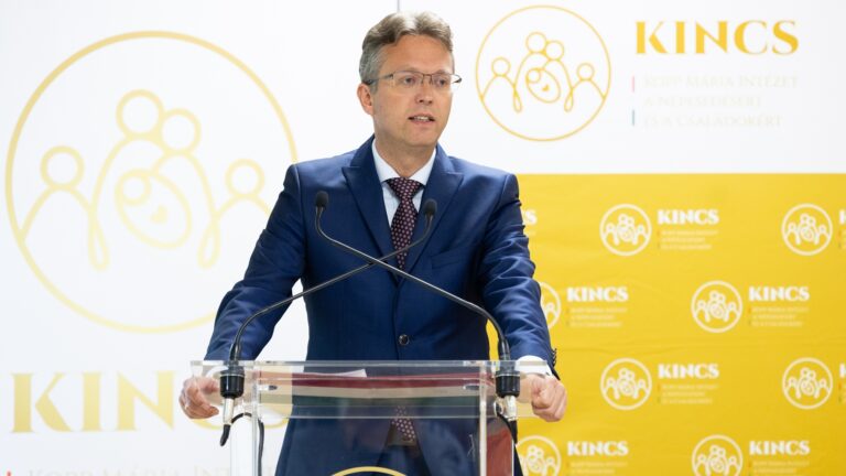 ‘Respect for women, protection for families,’ Minister Hankó Stresses at Press Event