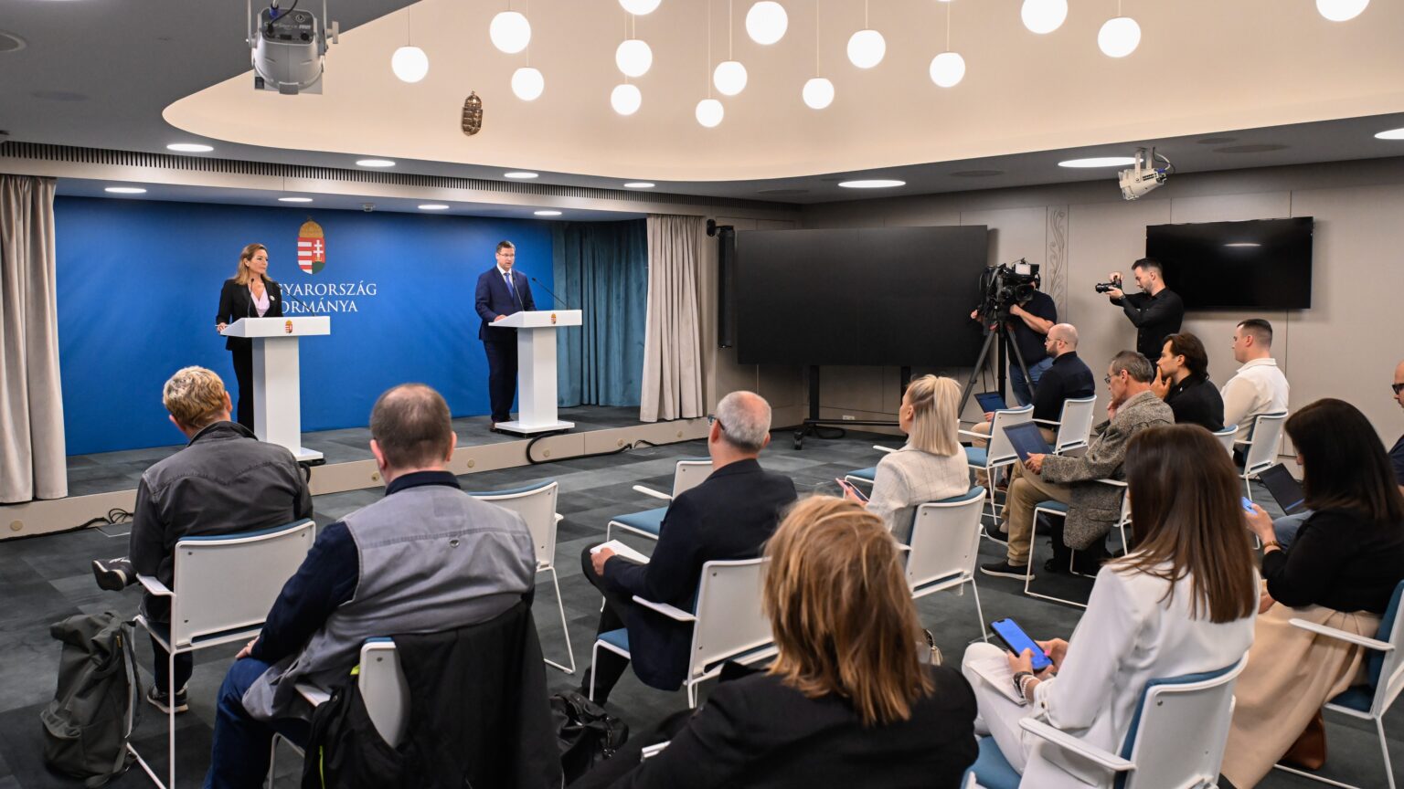Gulyás Outlines Measures on Cybersecurity, Inflation, and Drought Relief