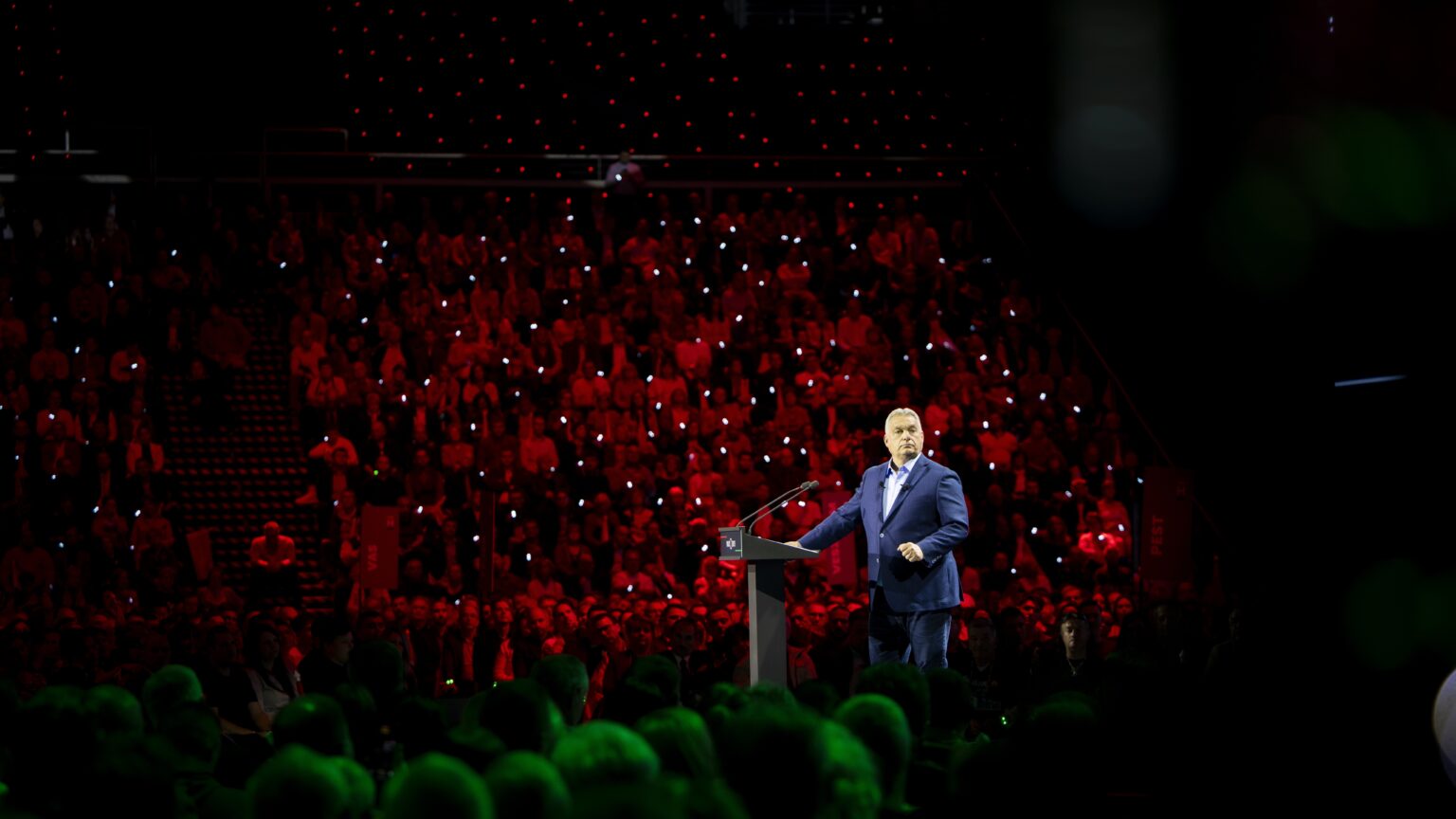 Orbán Declares Ukraine’s EU Bid a Threat to Hungary at ‘Fight Club’ Rally