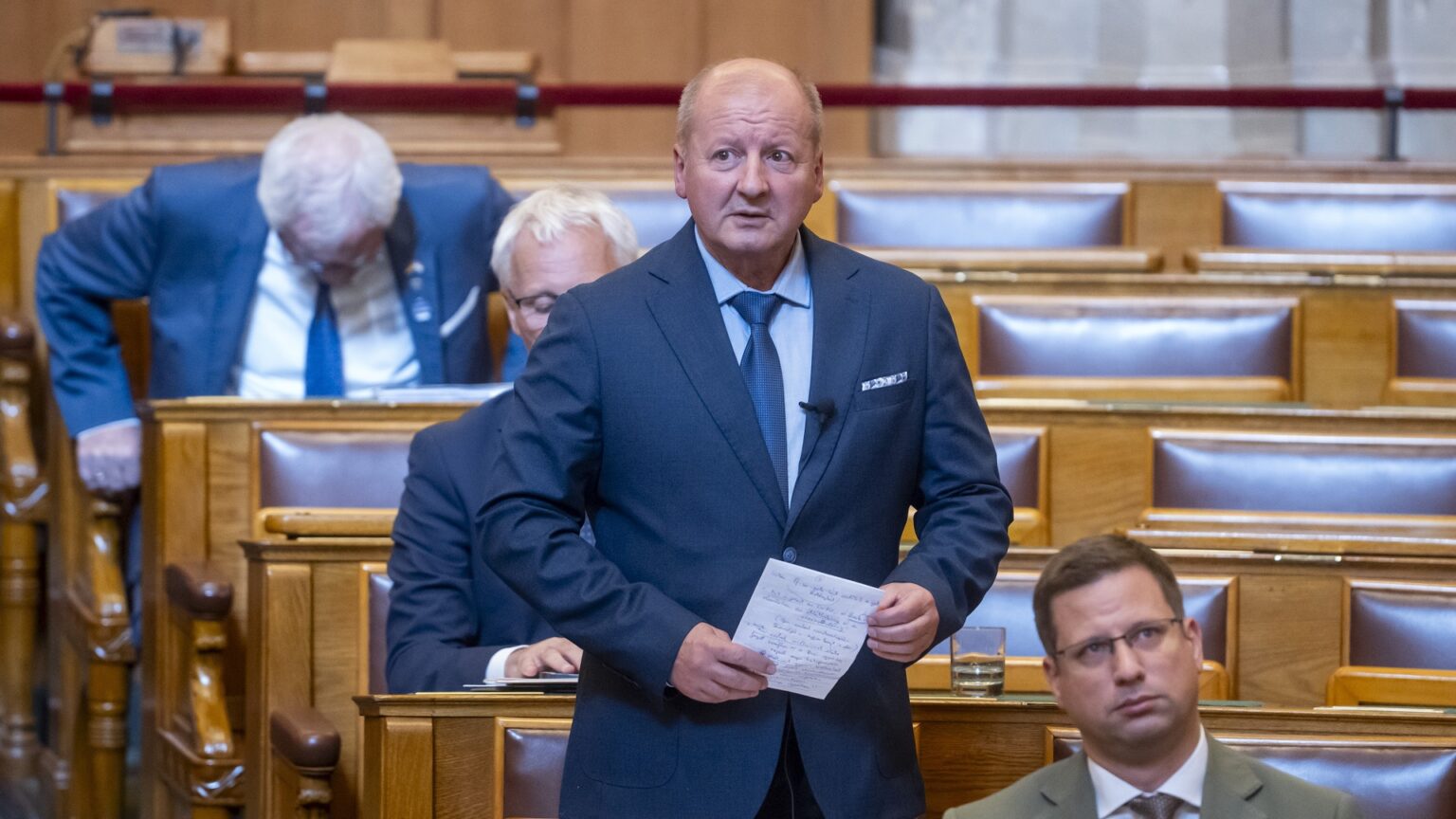 Hungarian MP: Ukraine EU Membership Would Be ‘Very Premature’