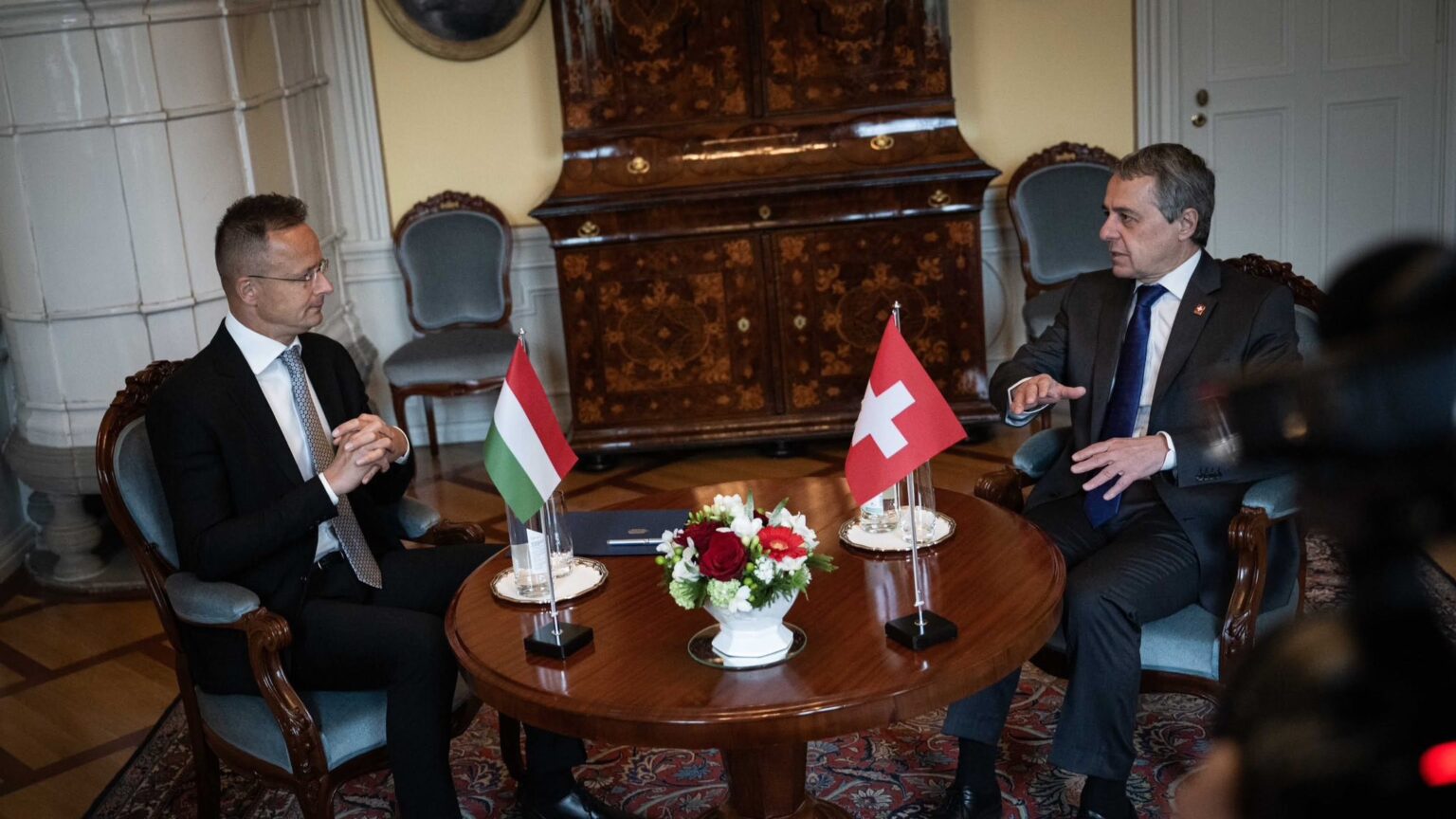 Hungarian–Swiss Alliance Advocates for Realistic Peace in Ukraine