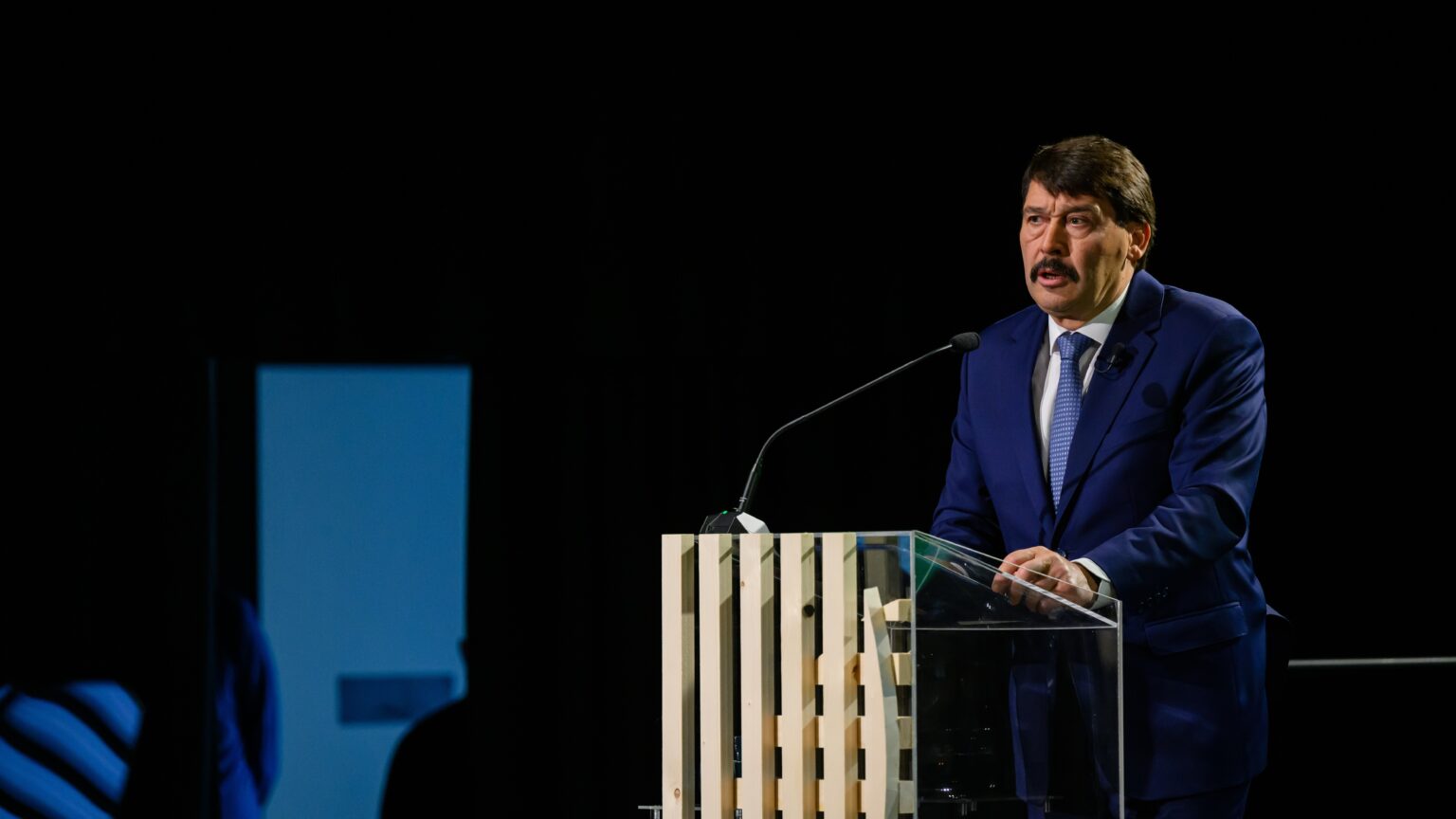 János Áder Announces Planet Budapest 2026 at Environmental Awards