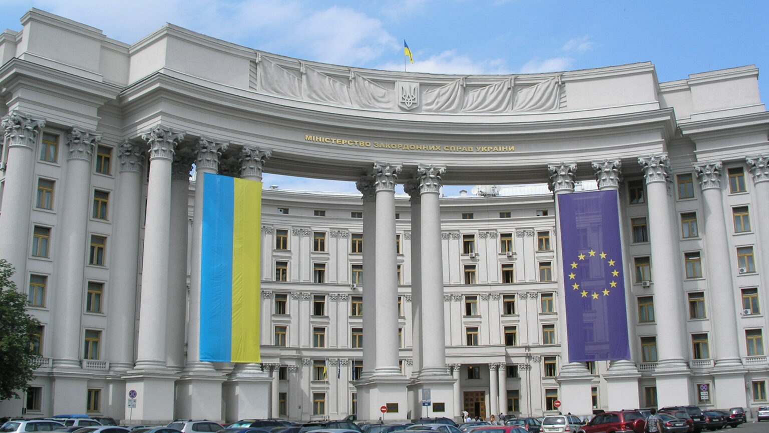 Ukrainian FM Summons Hungarian Ambassador over Ad Campaign