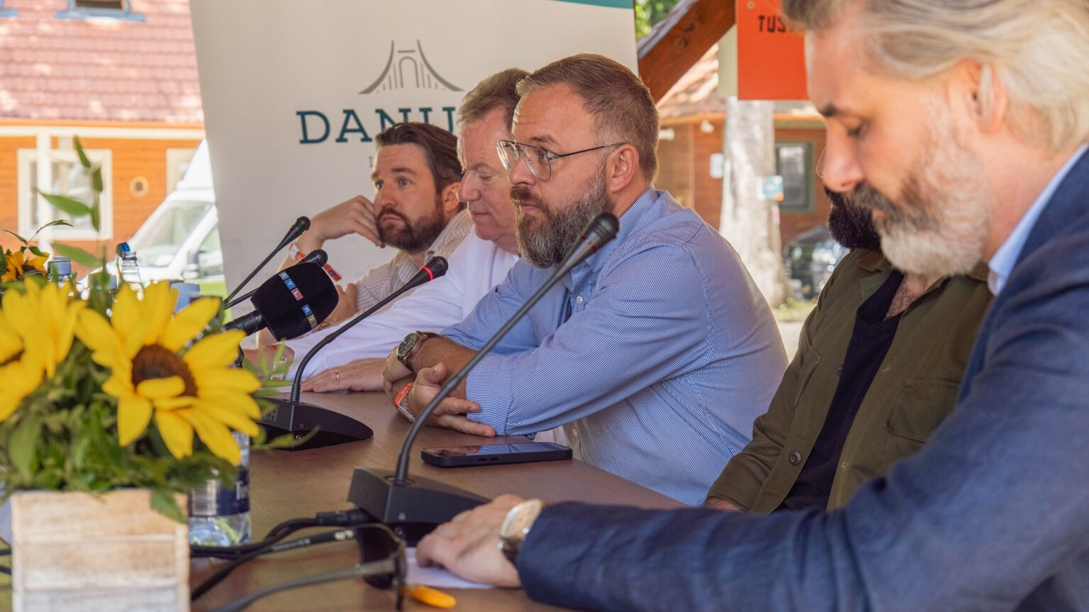 Balázs Orbán, Lord Frost, and Others Discuss New World Order at Tusványos 2025