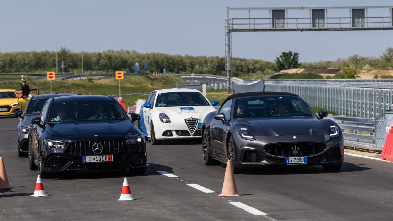 Hungary, China Partner on Next-Gen Vehicle and Energy Storage R&D
