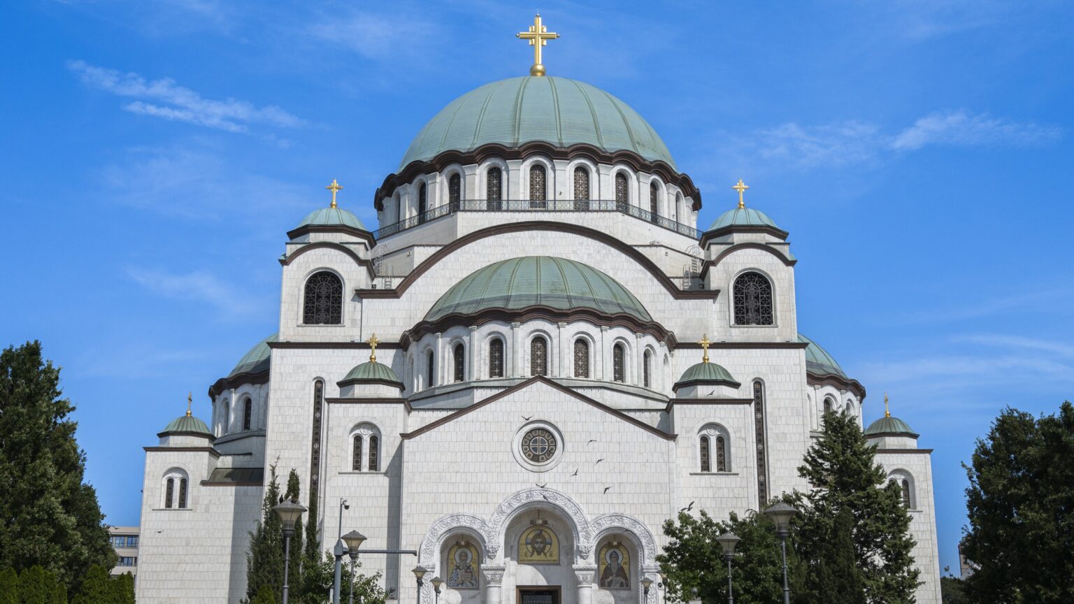 Strategic Alliances and Energy Dependencies: Serbia’s Balancing Act Between the EU and Russia